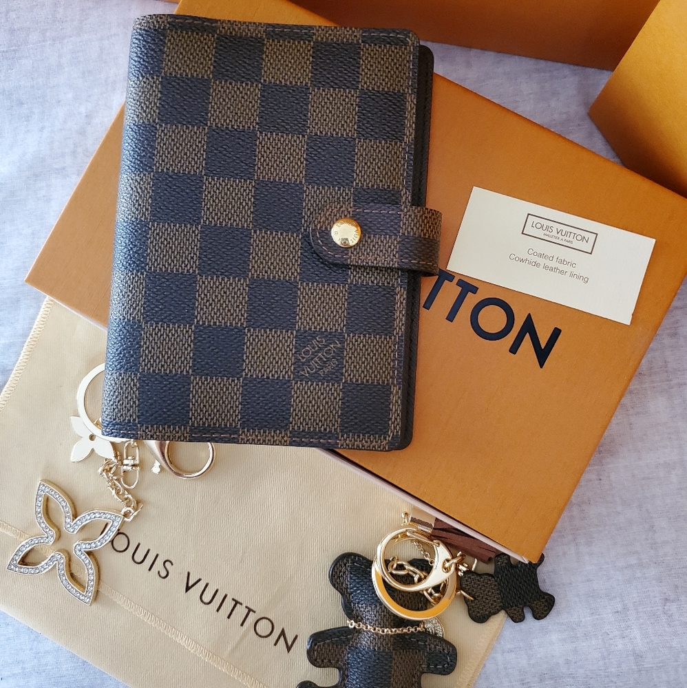 COPY - Authentic Louis Vuitton Damier Ebene Agenda PM🥰 Unisex - Picture 3 of 17